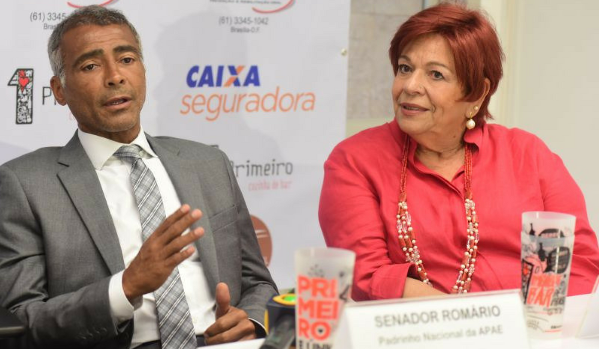 Para o senador e a presidente da Apae no Distrito Federal, Diva Marinho, empresas precisam oferecer mais oportunidades de trabalho ao grupo