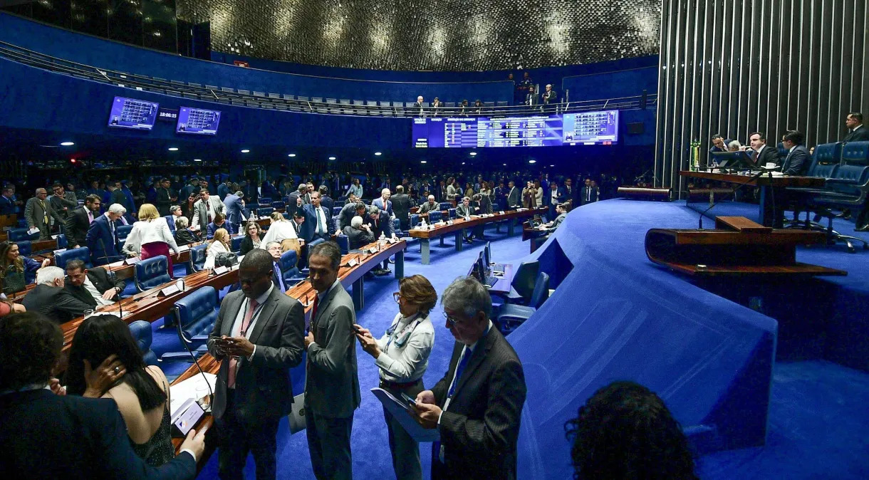 PL em debate no Senado: a criminalização do racismo por pessoas jurídicas e suas possíveis consequências