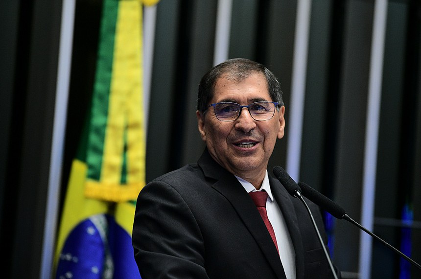 Senador Bene Camacho toma posse no Senado em meio a mudanças políticas no Maranhão