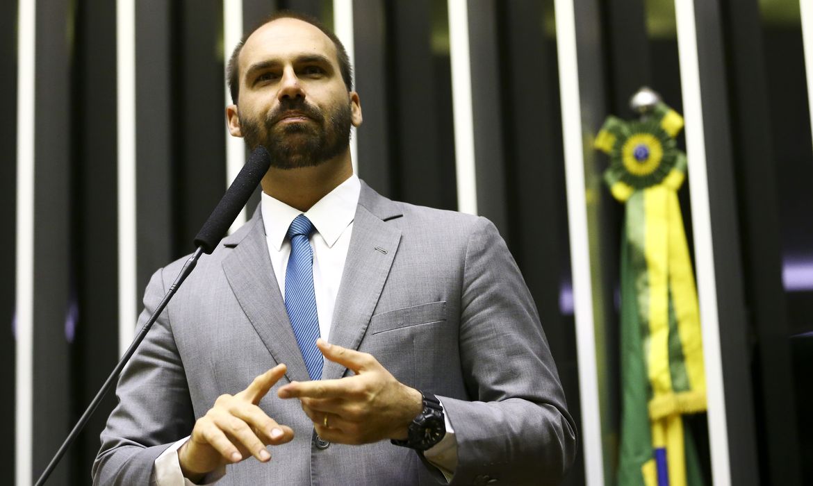 Eduardo Bolsonaro confirma visita ao Mato Grosso para reforçar o PL nas eleições municipais