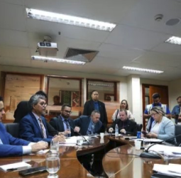 Deputados aprovam reajuste de quase 5% para os servidores do Poder Judiciário do Acre